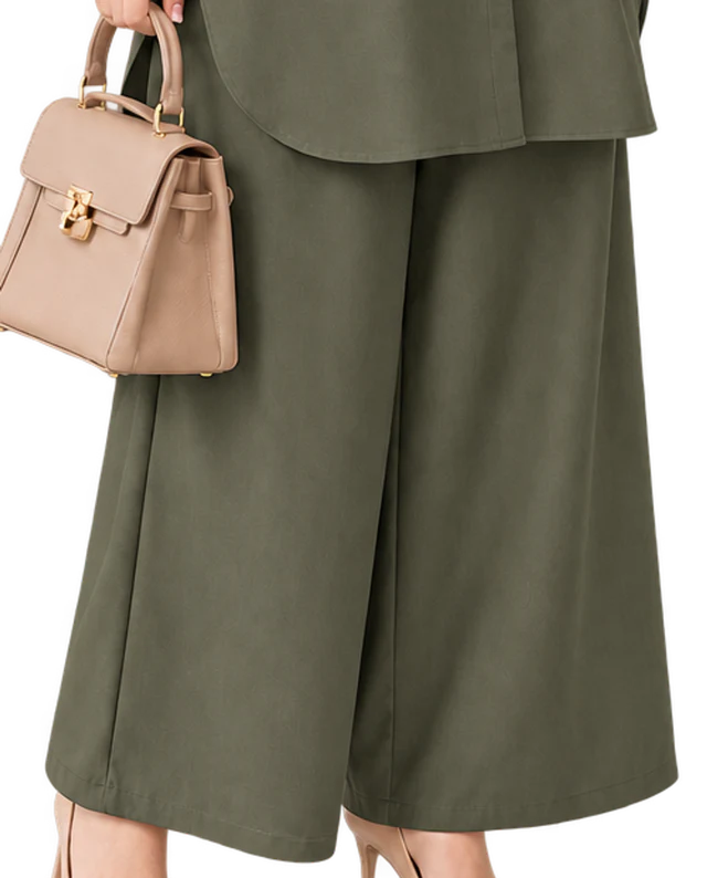 Close-up jatuhan Cotton Lolis pada palazzo Set Elora.